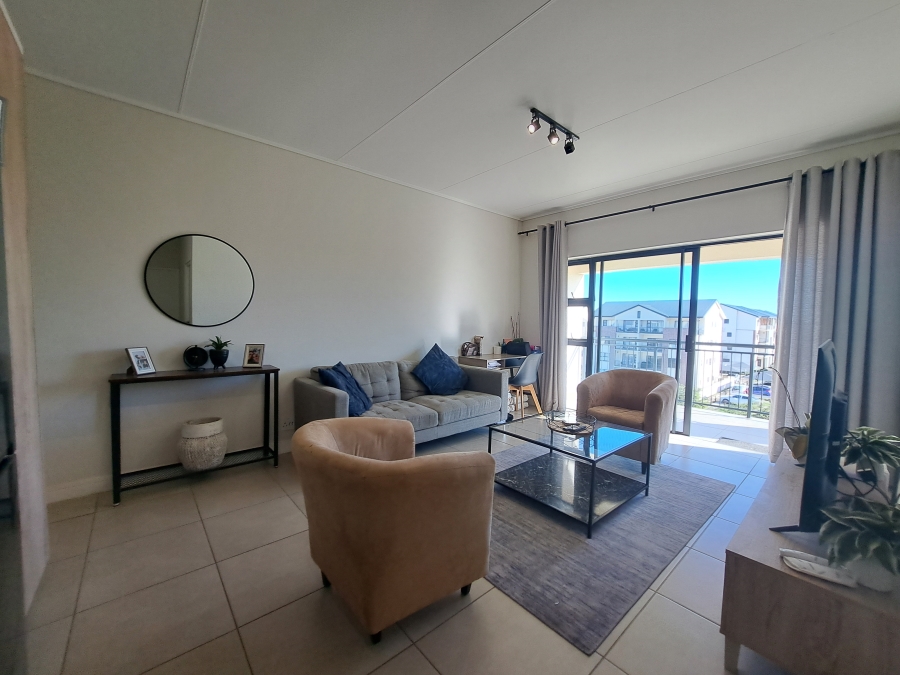 To Let 1 Bedroom Property for Rent in Richwood Western Cape